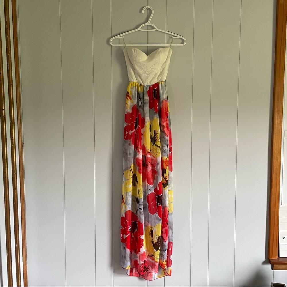 Love Culture white lace and floral strapless maxi dress   Size small